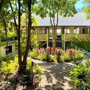  Hostel Jackaroo Treehouse Rainforest Retreat Australien
